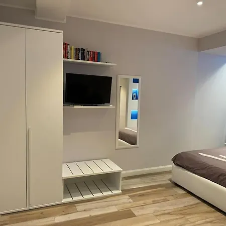 아파트 Bighetti Living *