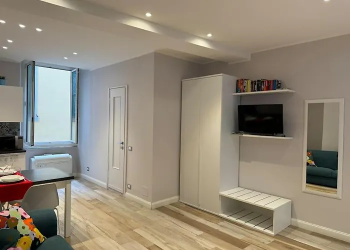 Bighetti Living 아파트 *